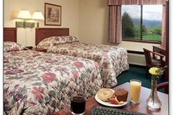 Rogue Regency Inn and Suites (Medford)
